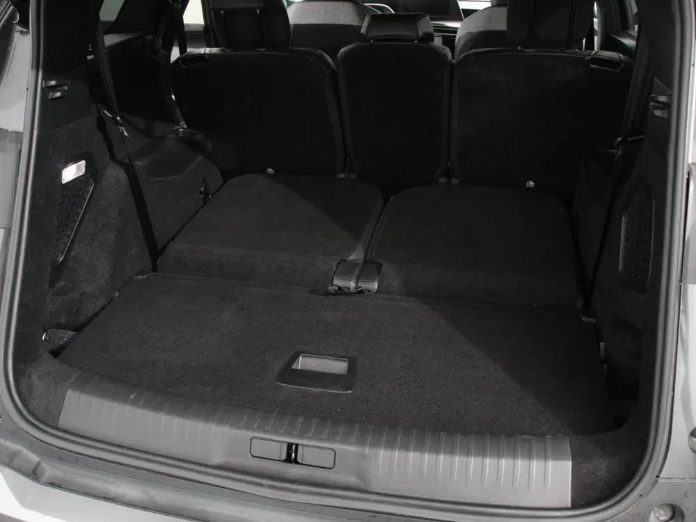 Peugeot 5008 1.2 Hybrid 145pk Automaat Allure 7p Naviga uit 2025, foto 14