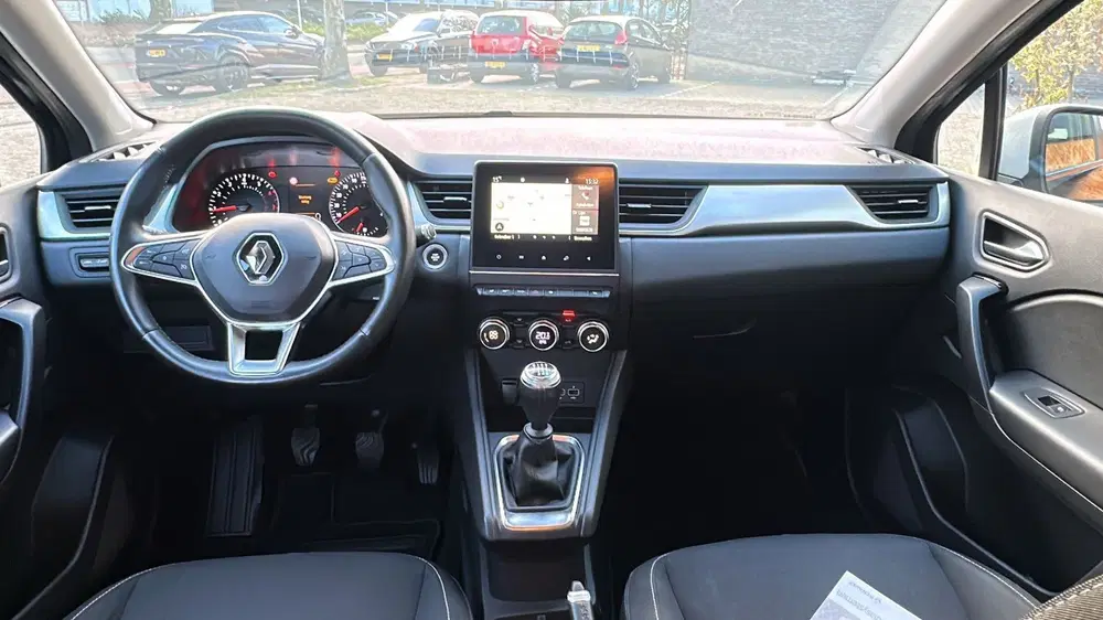 Renault Captur 1.3 TCe 140 Hybride PDC Carplay voorruitve uit 2021, foto 3