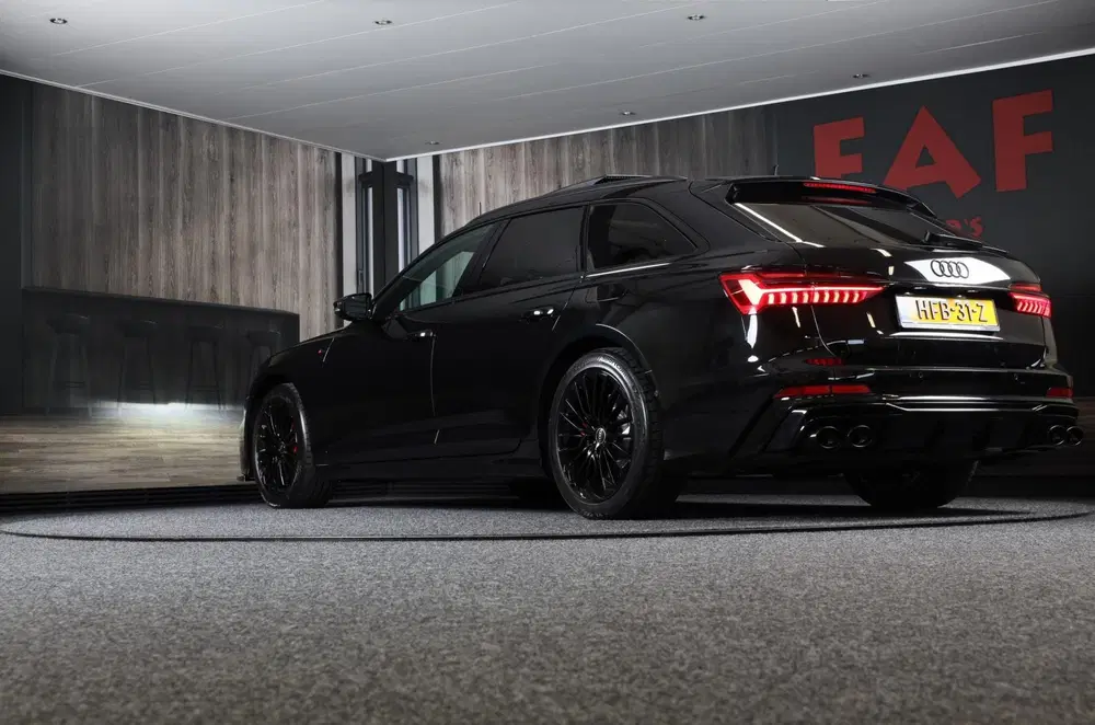 Audi A6 55 TFSI E Quattro Competition uit 2021, foto 3