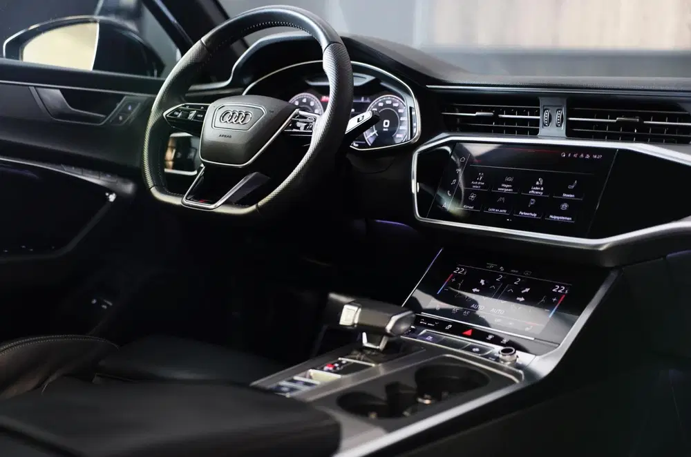 Audi A6 55 TFSI E Quattro Competition uit 2021, foto 6