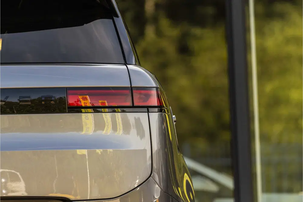 Land Rover Range Rover Sport 3.0 P440e Dynamic SE 23" uit 2023, foto 10