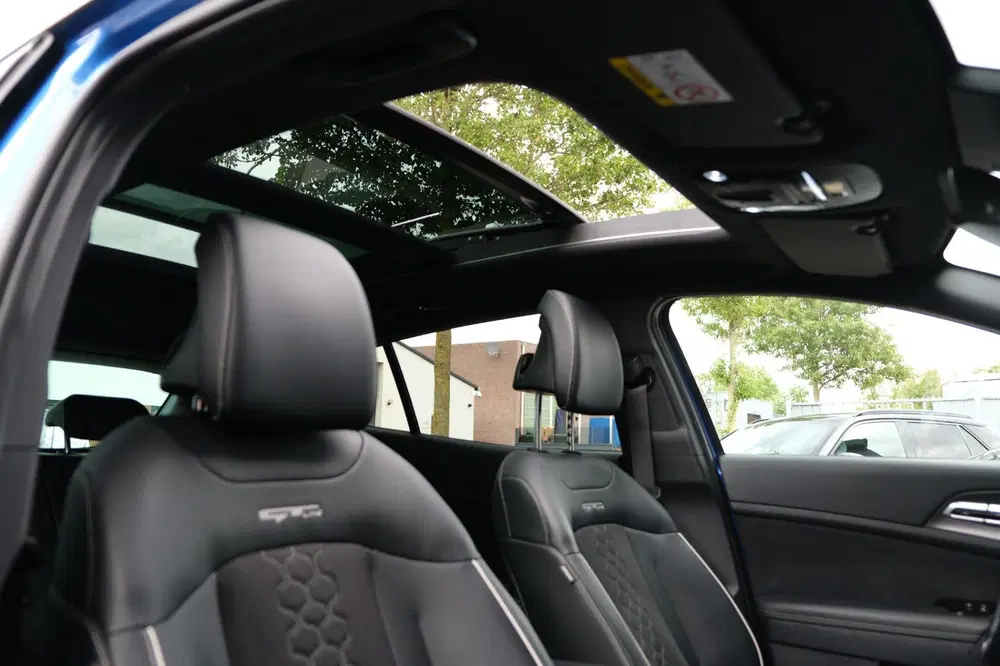 Kia Sportage 1.6 T-GDi Plug-in Hybrid AWD GT-Line *PANO uit 2022, foto 5