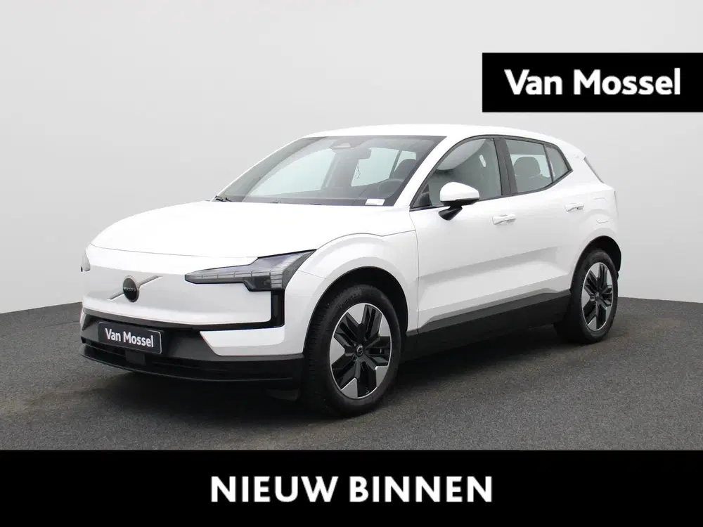 Volvo EX30 P5 Long Range Core uit 2024