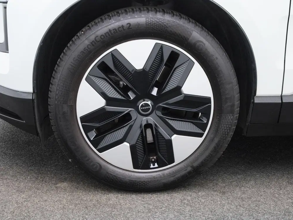 Volvo EX30 P5 Long Range Core uit 2024, foto 14