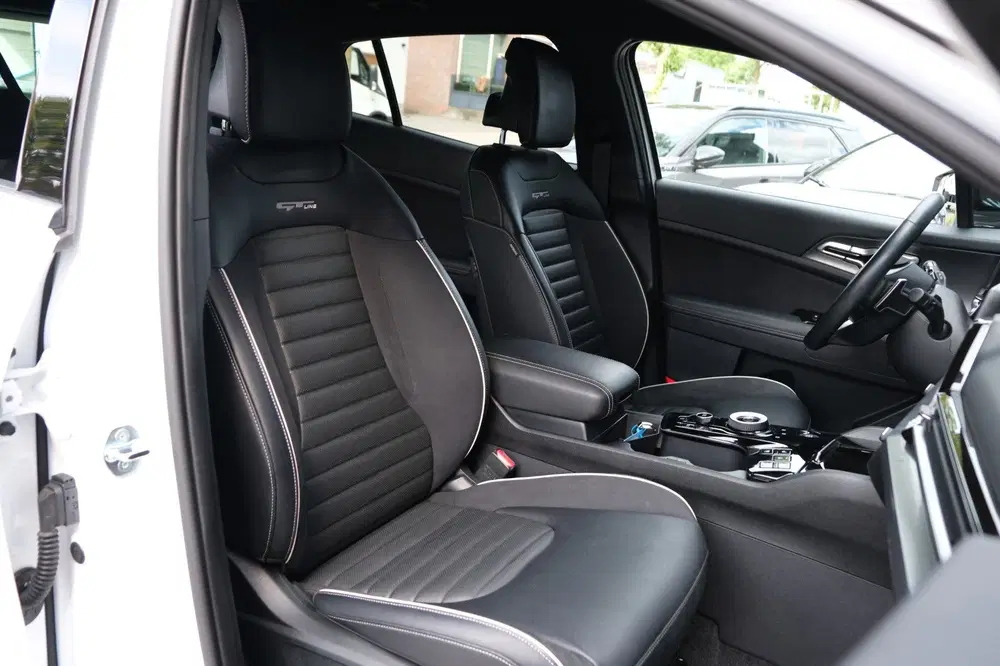 Kia Sportage 1.6 T-GDi MHEV GT-Line Afn. Trekhaak uit 2025, foto 6