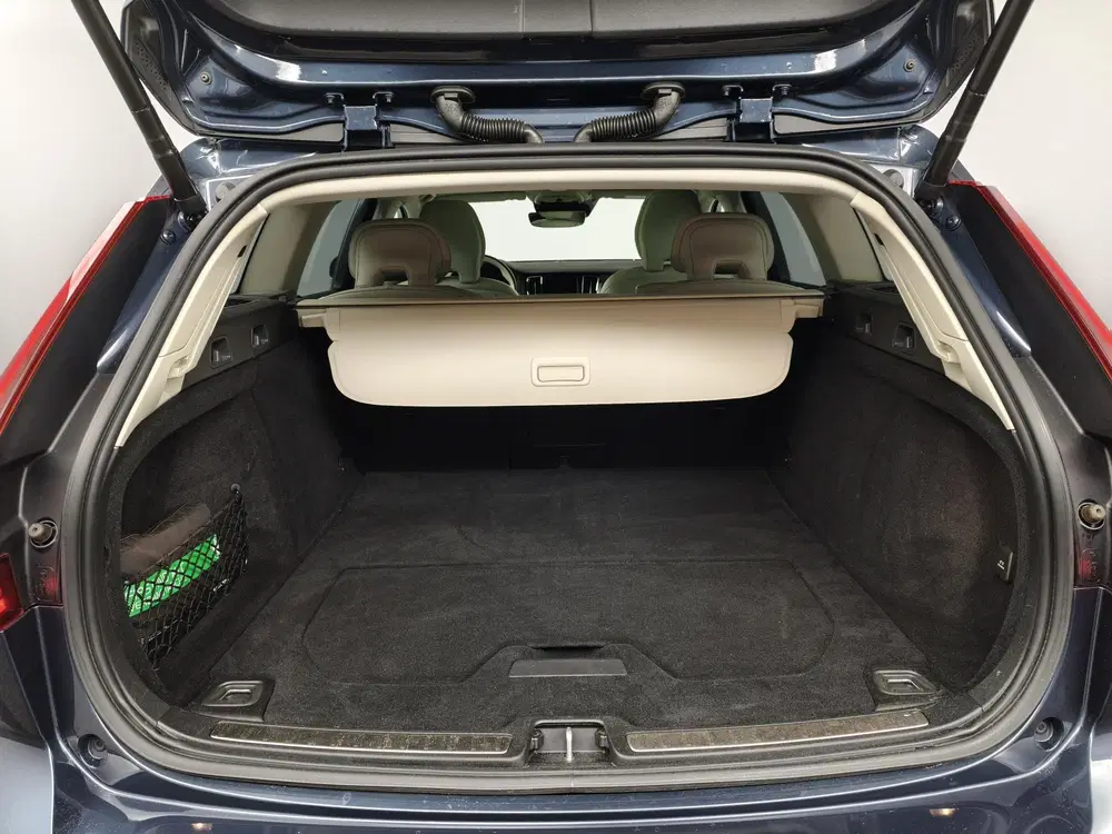 Volvo V60 2.0 B3 Momentum Business uit 2022, foto 9