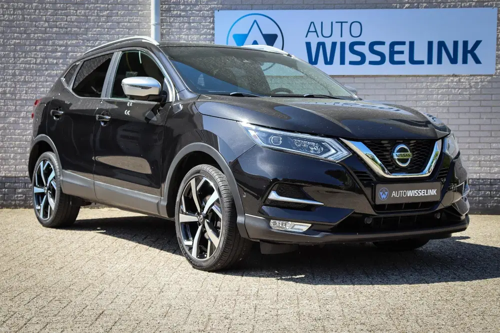Nissan Qashqai 1.3 DIG-T Tekna + Pano uit 2019, foto 2