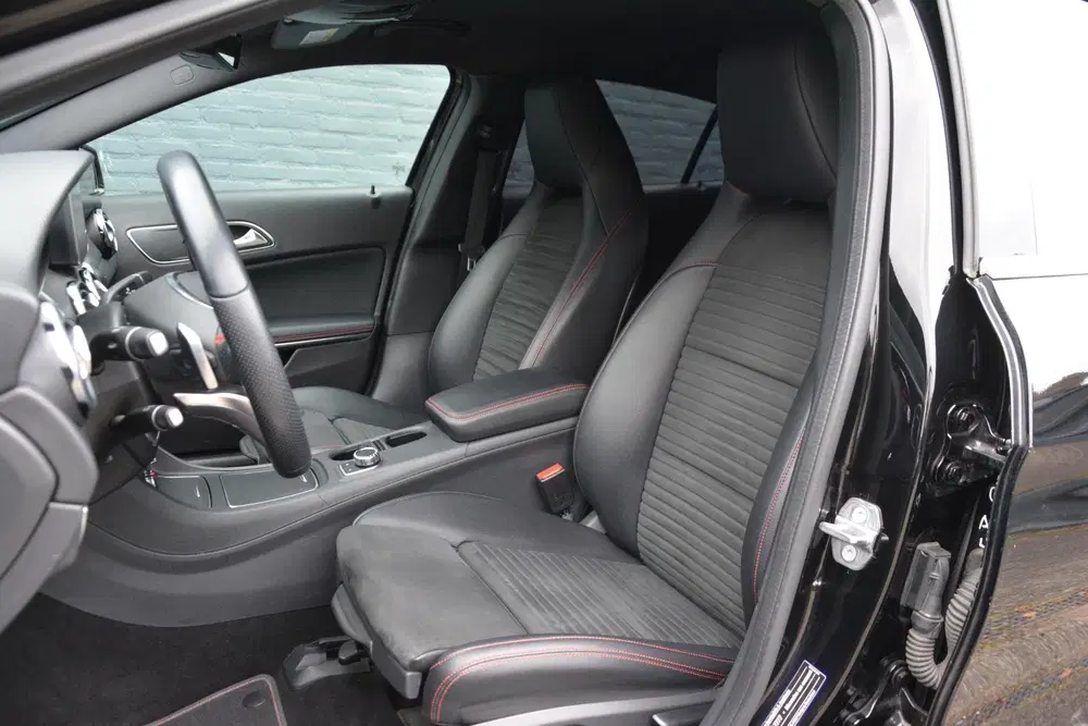 Mercedes-Benz GLA 180 Business Solution AMG Night Upg uit 2019, foto 10