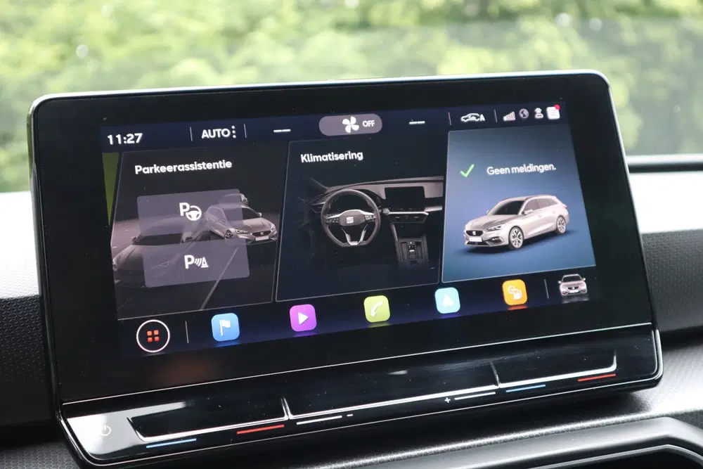 SEAT Leon 1.0 TSI Style Business Intense uit 2021, foto 14