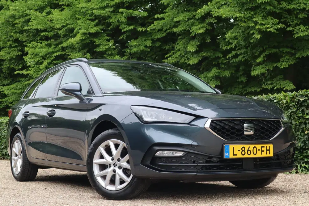 SEAT Leon 1.0 TSI Style Business Intense uit 2021, foto 3