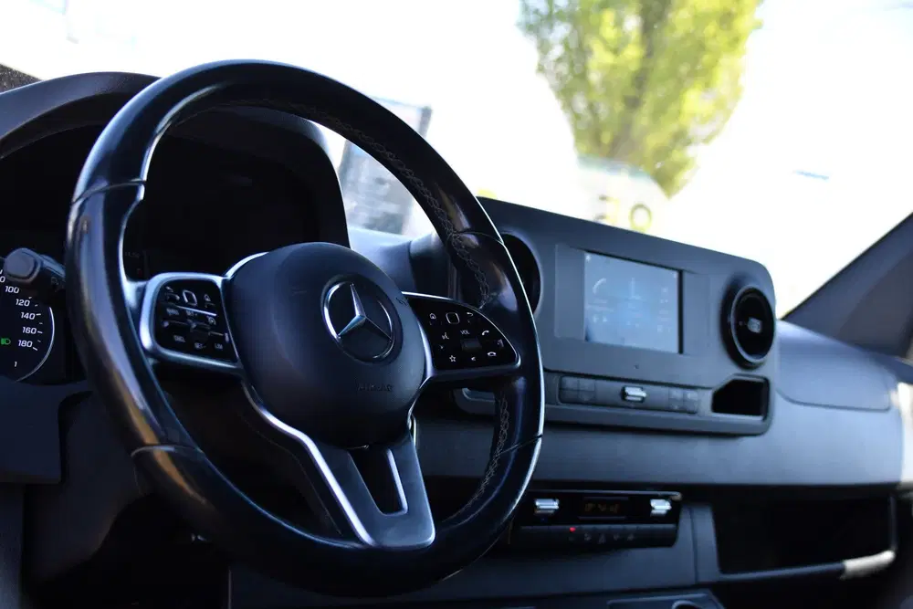 Mercedes-Benz Sprinter 319 1.9 CDI L2H2 RWD Black Edition Ca uit 2023, foto 12
