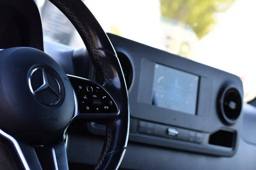 Mercedes-Benz Sprinter 319 1.9 CDI L2H2 RWD Black Edition Ca uit 2023, foto 13
