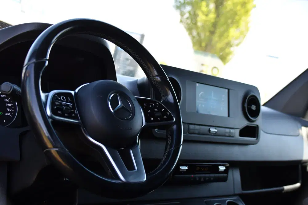 Mercedes-Benz Sprinter 319 1.9 CDI L2H2 RWD Black Edition Ca uit 2023, foto 2