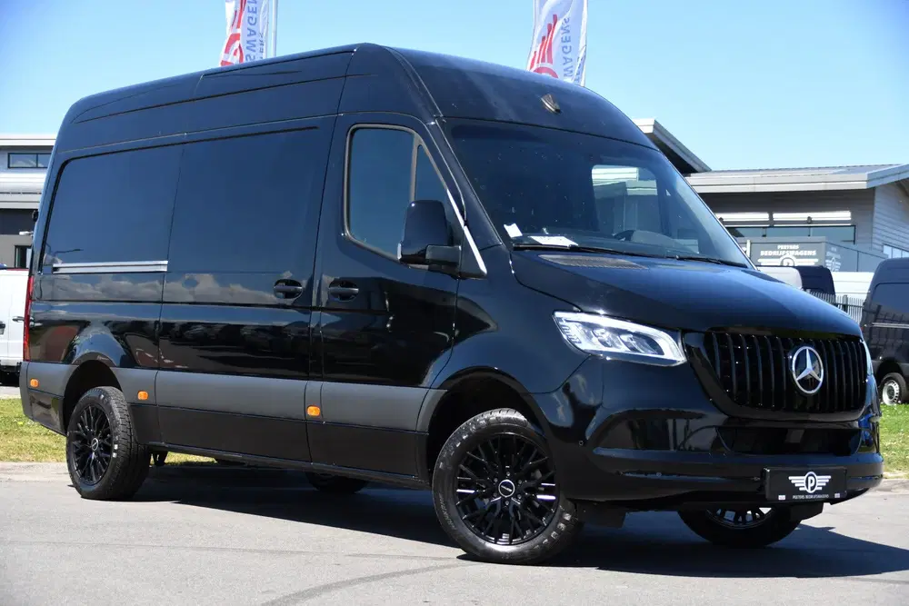 Mercedes-Benz Sprinter 319 1.9 CDI L2H2 RWD Black Edition Ca uit 2023, foto 5