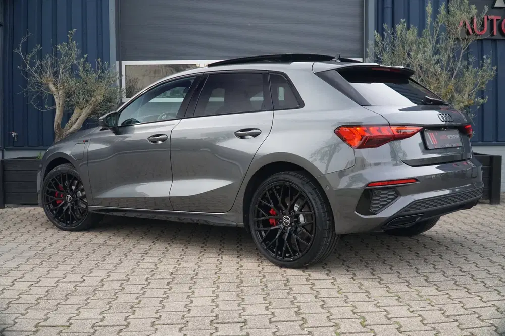 Audi A3 45 TFSI e S edition Competition 245PK PHEV uit 2023, foto 10