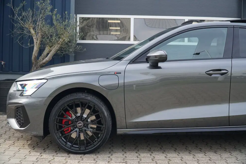 Audi A3 45 TFSI e S edition Competition 245PK PHEV uit 2023, foto 11