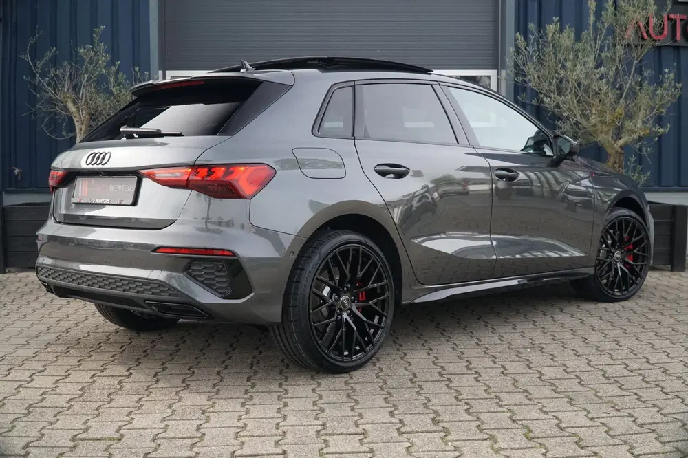 Audi A3 45 TFSI e S edition Competition 245PK PHEV uit 2023, foto 8
