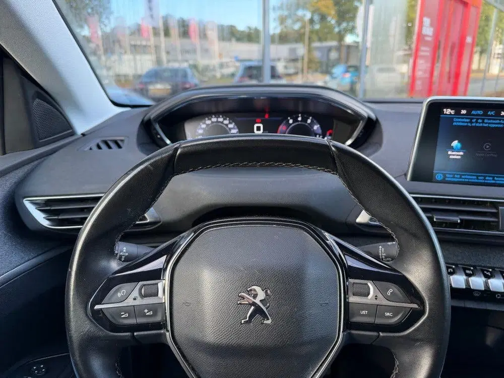 Peugeot 3008 1.2 PureTech Allure uit 2020, foto 13