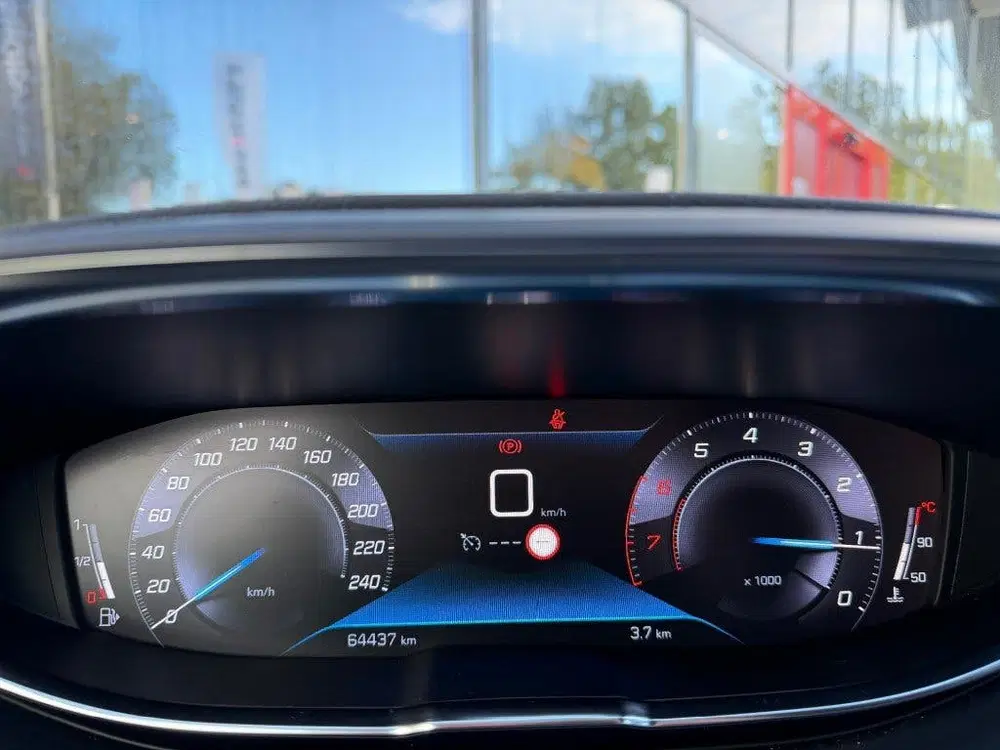 Peugeot 3008 1.2 PureTech Allure uit 2020, foto 14