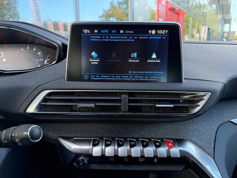 Peugeot 3008 1.2 PureTech Allure uit 2020, foto 15