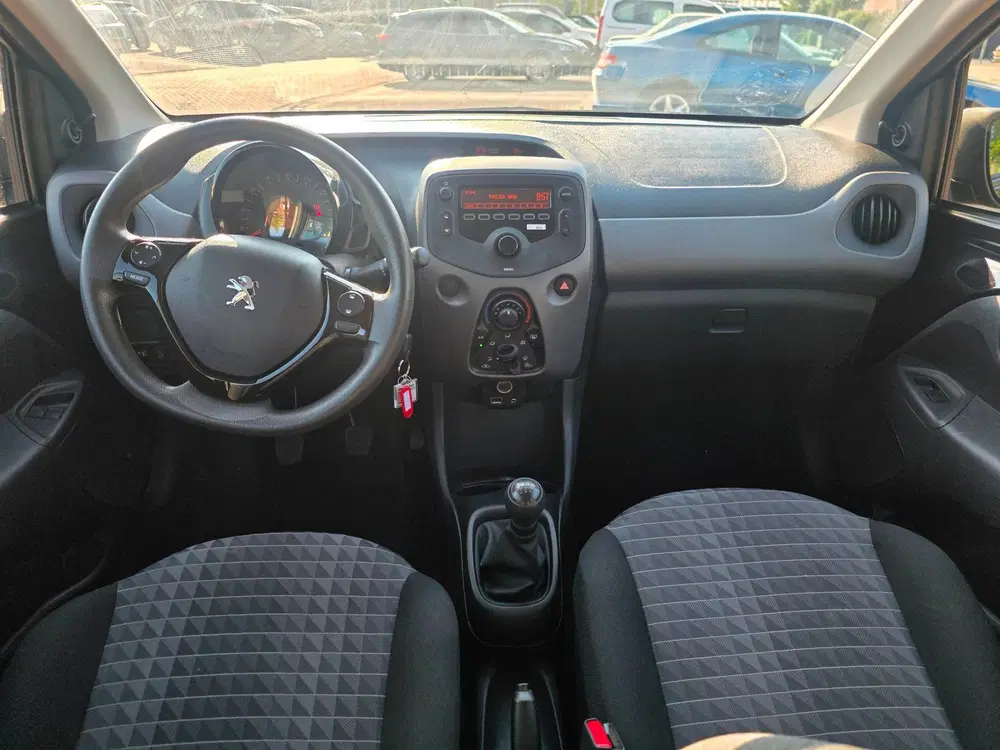 Peugeot 108 1.0 e-VTi Active uit 2022, foto 12