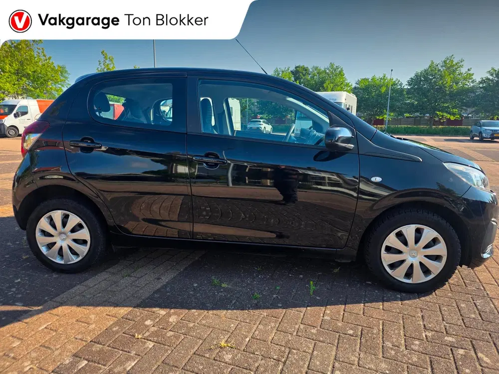 Peugeot 108 1.0 e-VTi Active uit 2022, foto 4