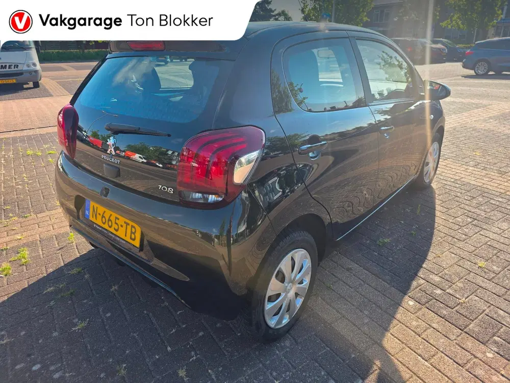 Peugeot 108 1.0 e-VTi Active uit 2022, foto 5