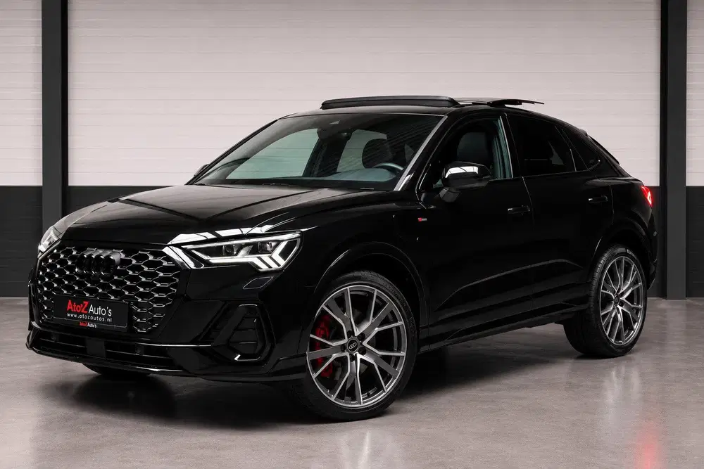 Audi Q3 45 TFSI e S Edition 3X S-Line PANO KEYLES uit 2023