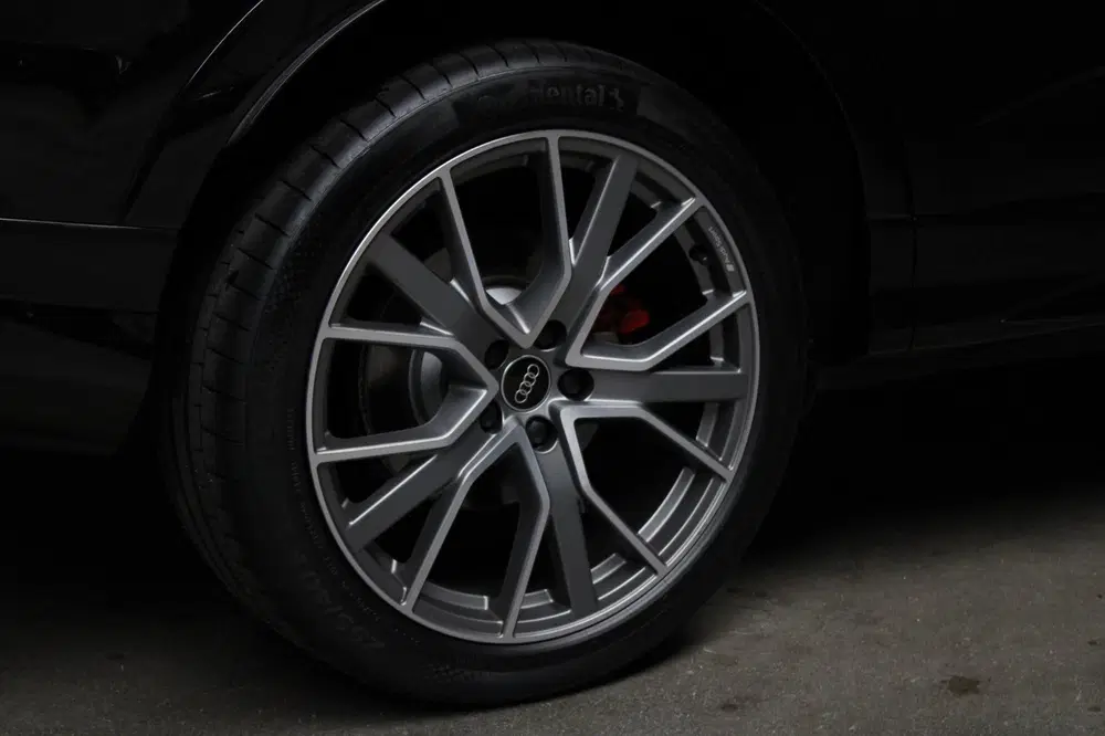 Audi Q3 45 TFSI e S Edition 3X S-Line PANO KEYLES uit 2023, foto 12