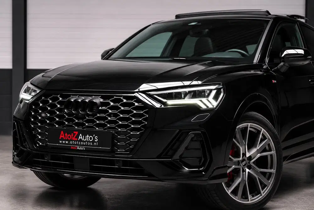 Audi Q3 45 TFSI e S Edition 3X S-Line PANO KEYLES uit 2023, foto 2