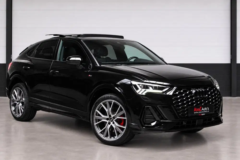 Audi Q3 45 TFSI e S Edition 3X S-Line PANO KEYLES uit 2023, foto 6
