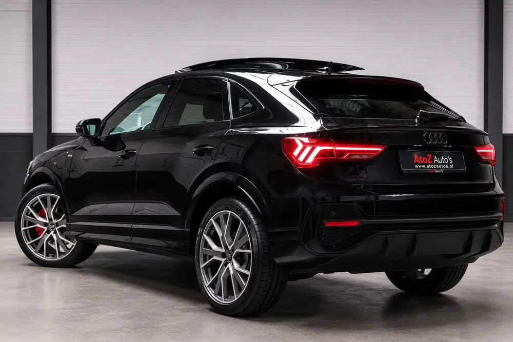 Audi Q3 45 TFSI e S Edition 3X S-Line PANO KEYLES uit 2023, foto 9