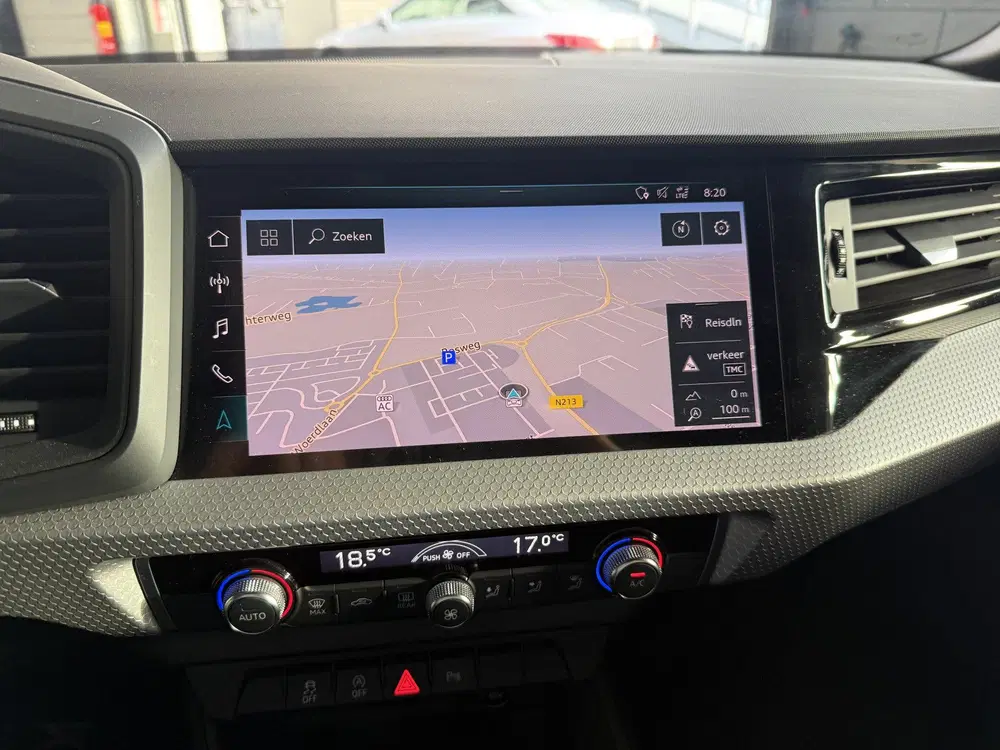 Audi A1 25 TFSI edition one Camera uit 2019, foto 10