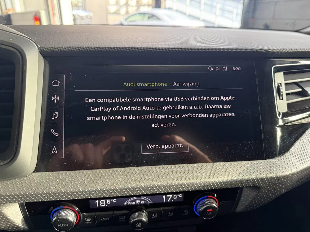 Audi A1 25 TFSI edition one Camera uit 2019, foto 13