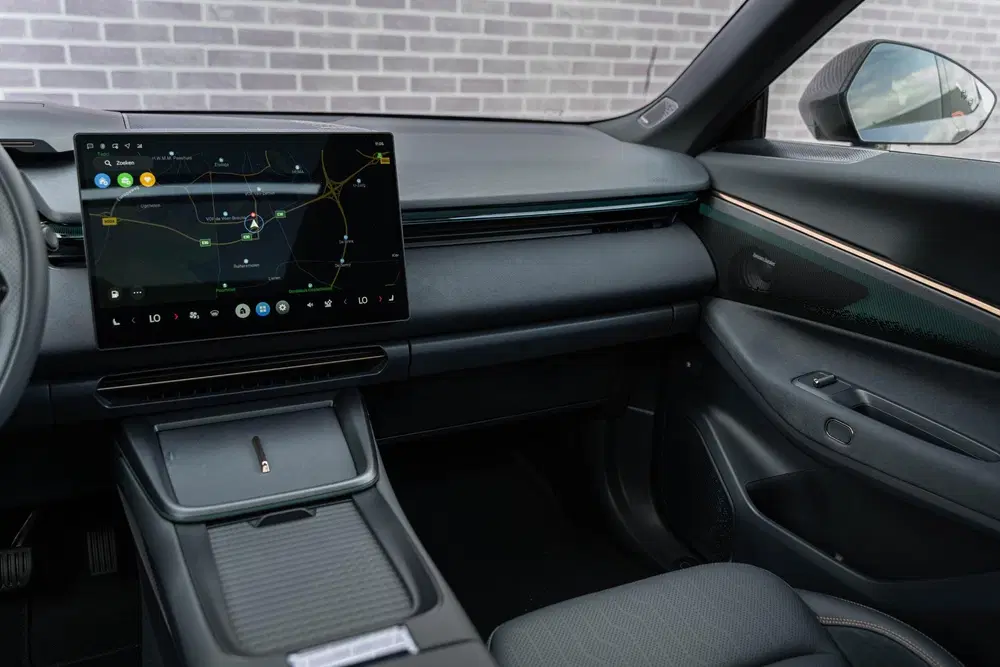Lynk & Co 08 1.5 Plug-in Hybrid More uit 2025, foto 5