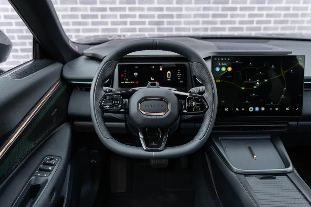 Lynk & Co 08 1.5 Plug-in Hybrid More uit 2025, foto 9