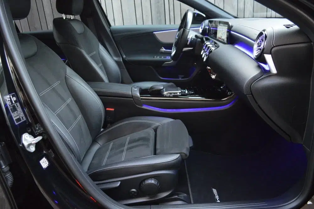 Mercedes-Benz A-Klasse 250 e AMG Led Panorama Memory Distron uit 2021, foto 10
