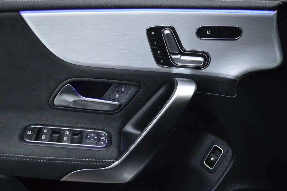 Mercedes-Benz A-Klasse 250 e AMG Led Panorama Memory Distron uit 2021, foto 15