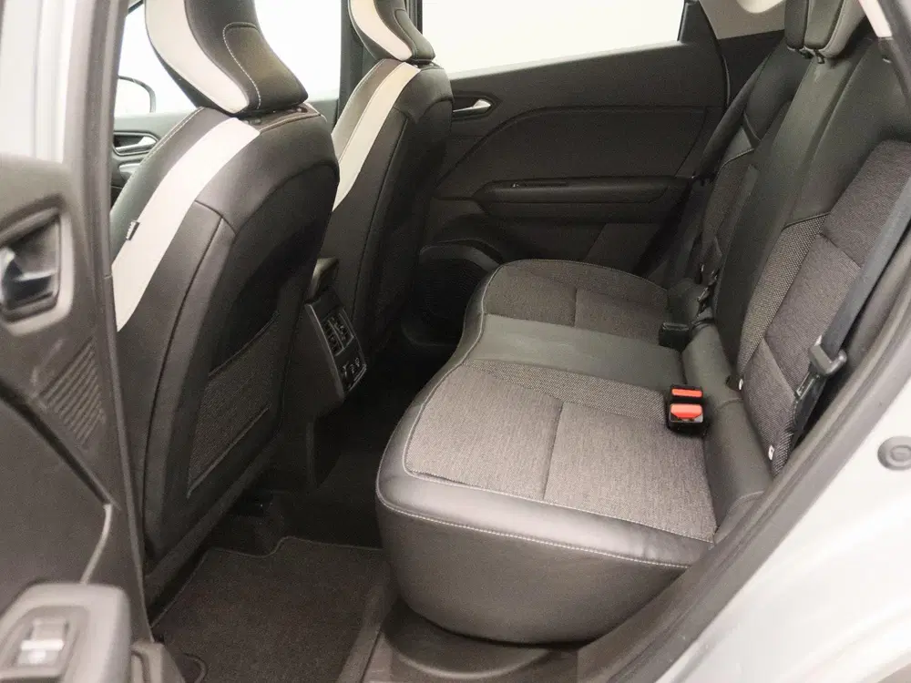 Renault Captur TCe 90 Intens uit 2022, foto 13
