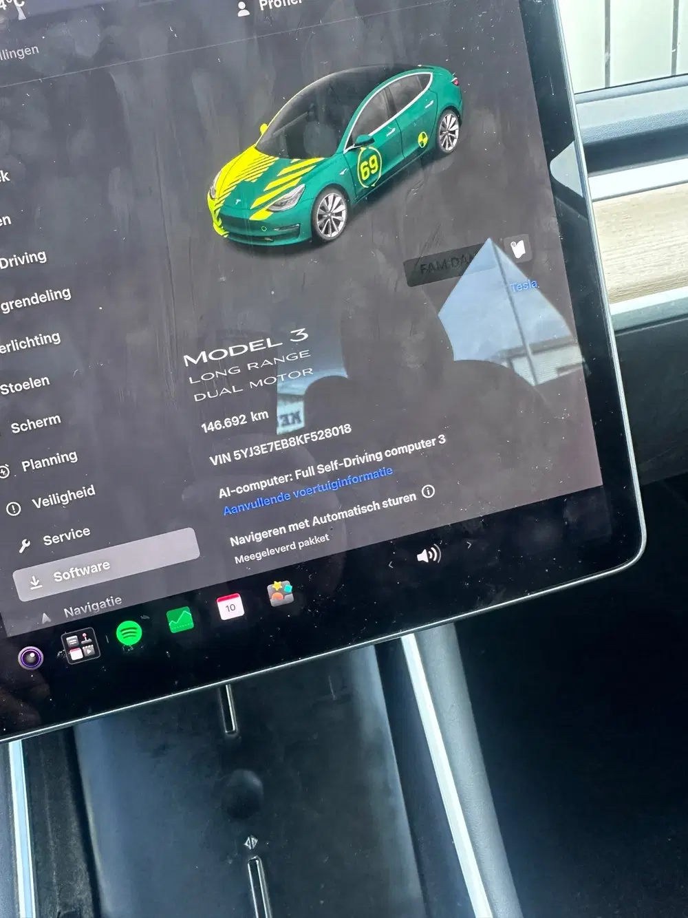 Tesla Model 3 Long Range AWD 75 kWh TREKHAAK uit 2019, foto 12