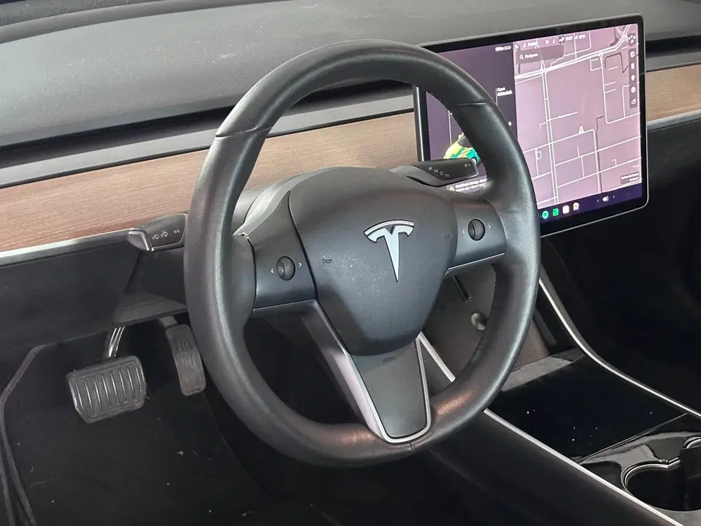 Tesla Model 3 Long Range AWD 75 kWh TREKHAAK uit 2019, foto 13