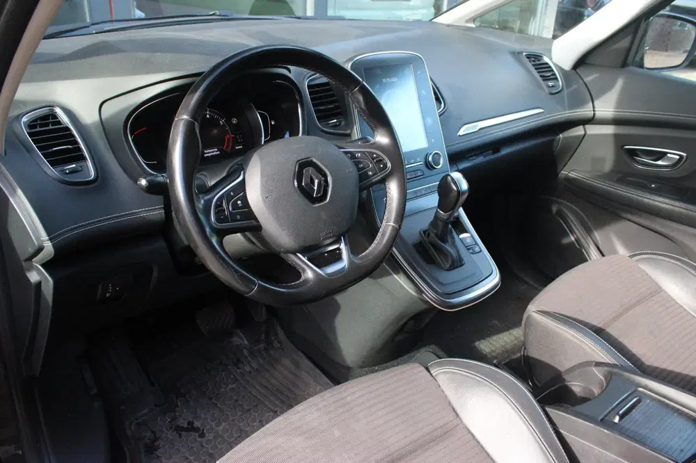 Renault Scenic 1.3 TCe Bose uit 2020, foto 6