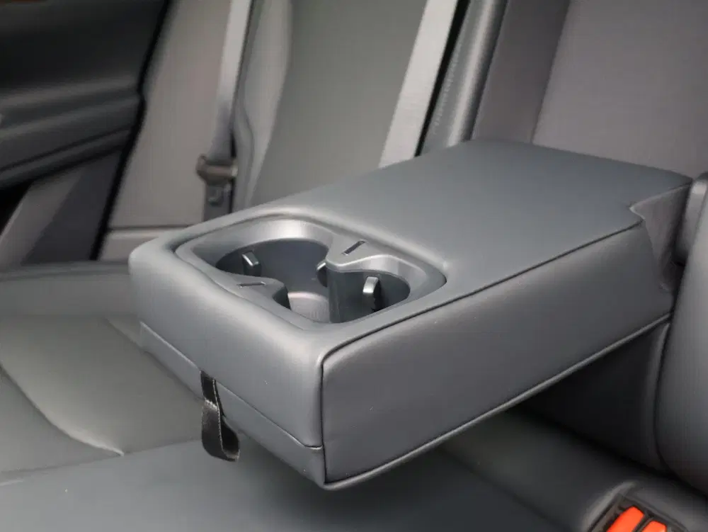 Lynk & Co 08 1.5 Business Edition LEDER uit 2026, foto 10