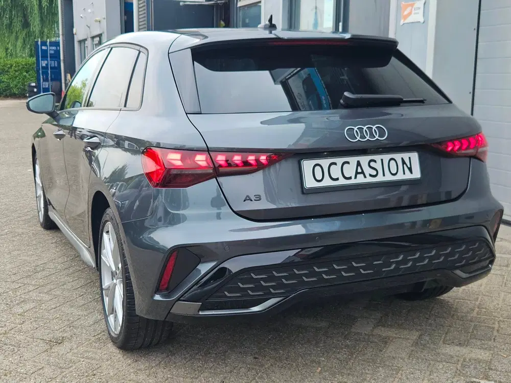 Audi A3 40 TFSI-e Facelift S-Line Matrix Keyless C uit 2025, foto 7