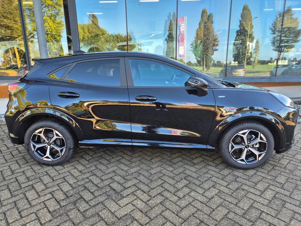 Ford Puma Hybrid ST-Line X uit 2025, foto 2