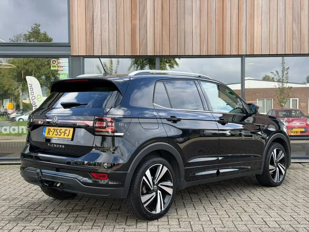 Volkswagen T-Cross 1.0 TSI R-Line uit 2021, foto 3