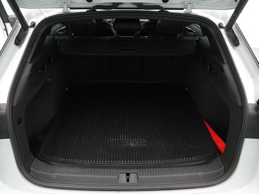 Volkswagen ID.7 Pro Business 77 kWh 286 PK uit 2025, foto 15
