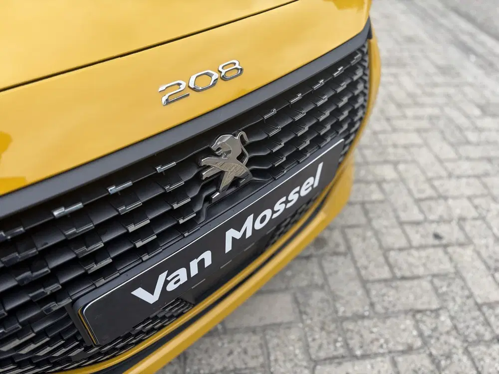 Peugeot 208 PureTech 100 Allure Pack l Stoelverwarming uit 2023, foto 7