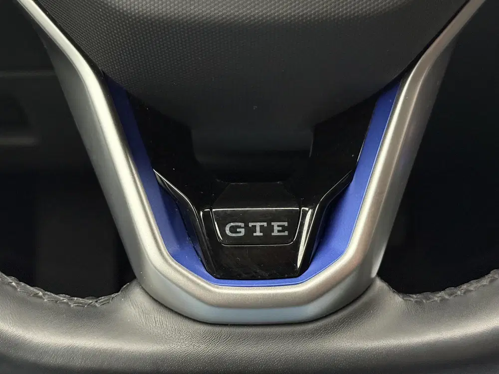 Volkswagen Passat 1.4 TSI PHEV GTE Business Pano uit 2021, foto 10