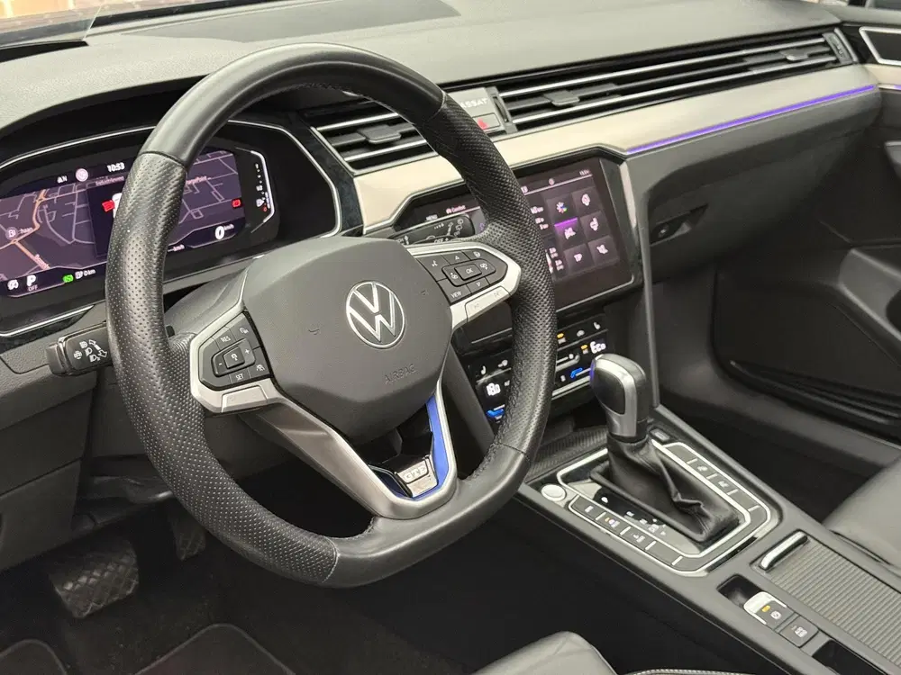 Volkswagen Passat 1.4 TSI PHEV GTE Business Pano uit 2021, foto 3